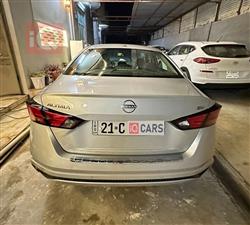 نيسان ألتيما